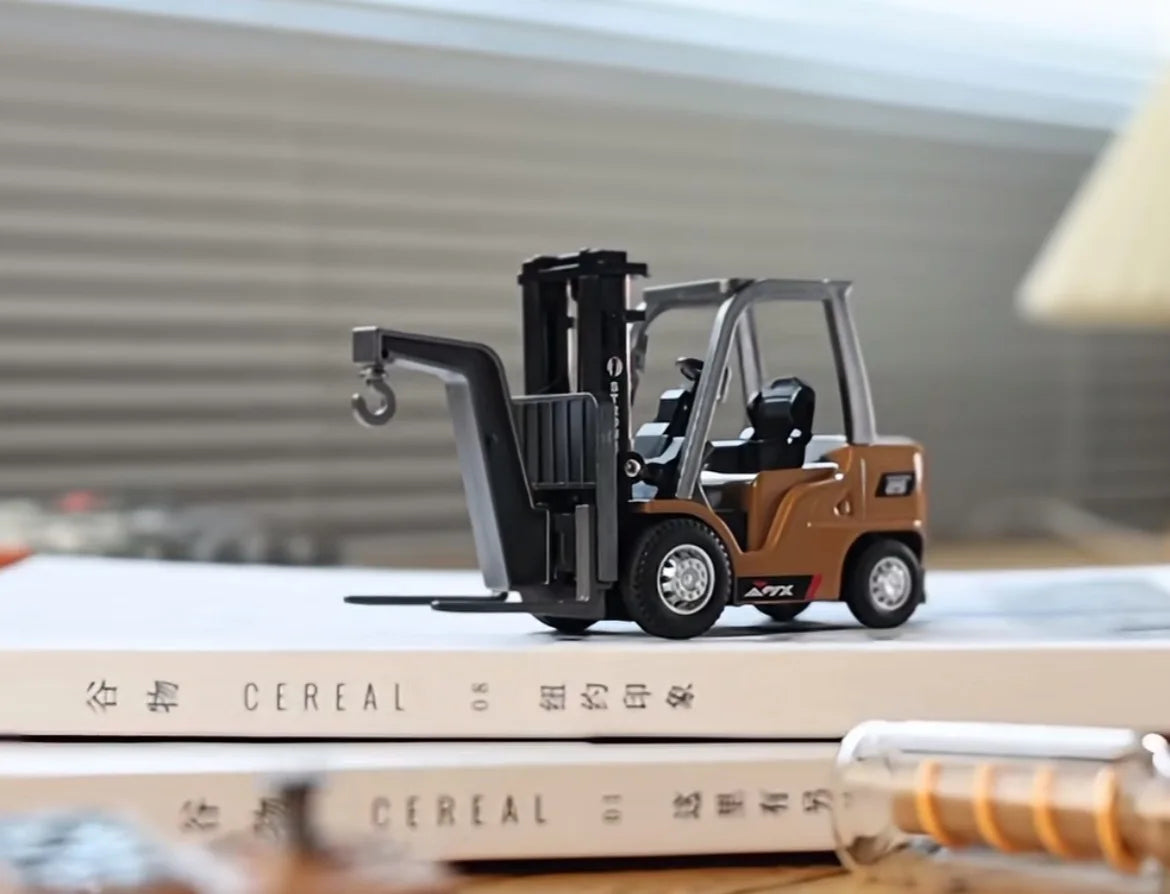 Remote Control Metal Forklift Truck – Ready-to-Drive Fun for Teens