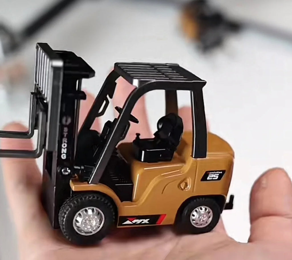 Remote Control Metal Forklift Truck – Ready-to-Drive Fun for Teens